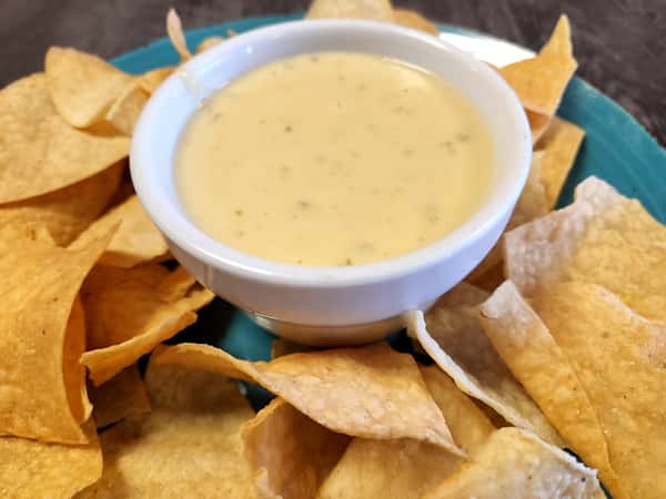 Queso & Chips.