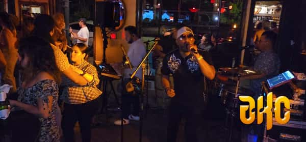 busy-chef-work-restaurant-kitchen