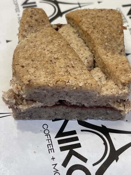 Raspberry Hazelnut Bar