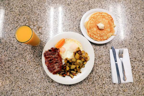 Corned Beef Hash & Eggs