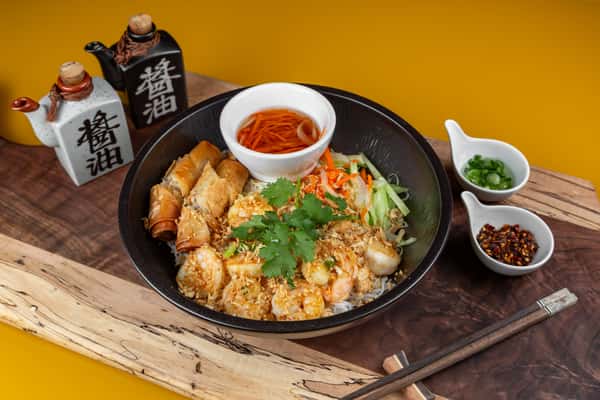 Grilled Shrimp With Vermicelli Noodles