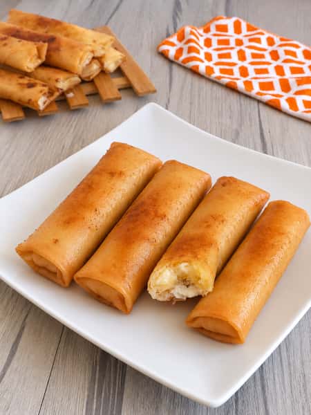 Fried Banana Spring Rolls (4 pieces)