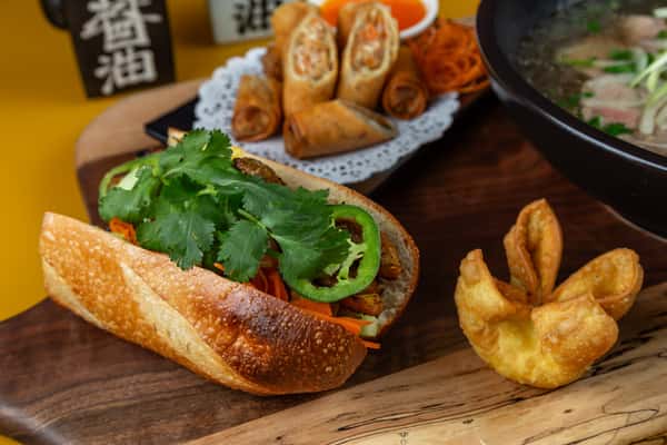 Chinese Roast Pork Sandwich