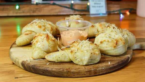 Garlic Knots