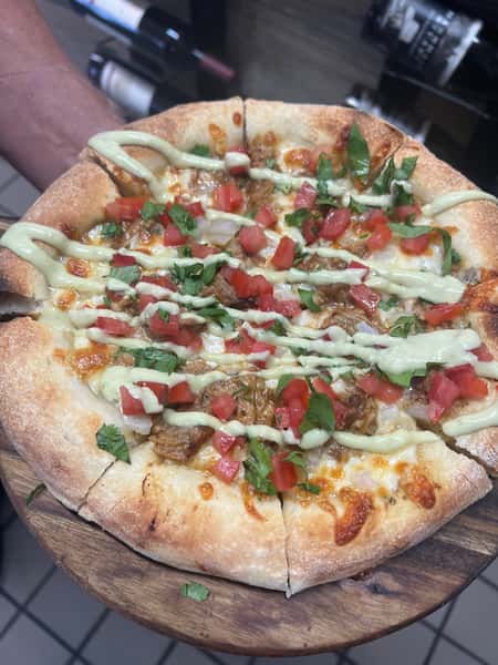 Carnitas Blitz Pizza