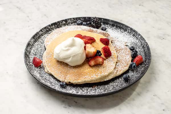 Classic Buttermilk Pancakes
