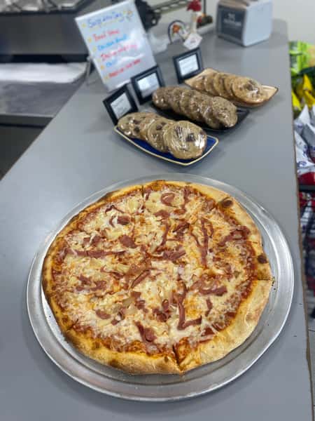 Hawaiian Pizza
