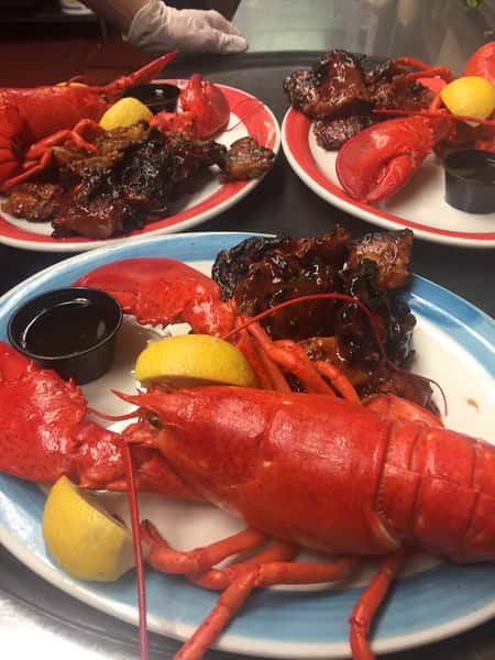 Live Lobster & Riblets