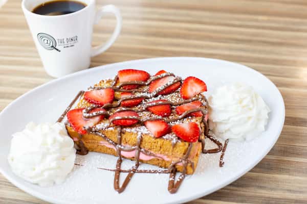 nutella and strawberry stuffed french toast 