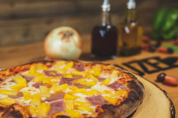 Hawaiian Pizza