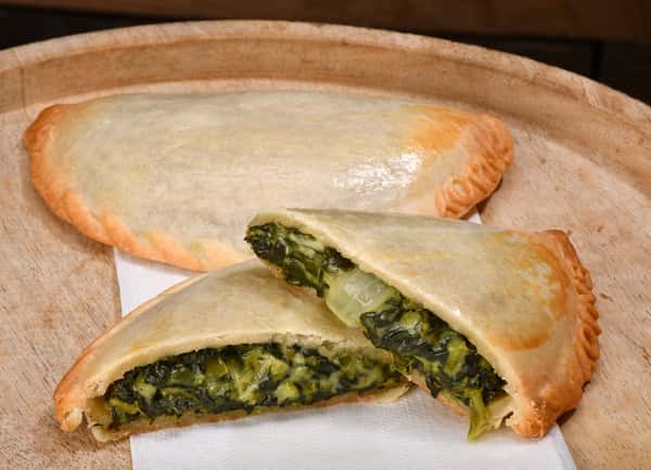 Empanada Spinach and Cheese