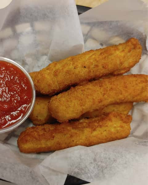 Golden, crispy, always a party—jump in, y'all! 🧀🎉 Italian fun down South hits every time.

Delivery or pick-up? We're waitin'!

#SnackAttack #FromRomeToRedStick #PullApartHappiness