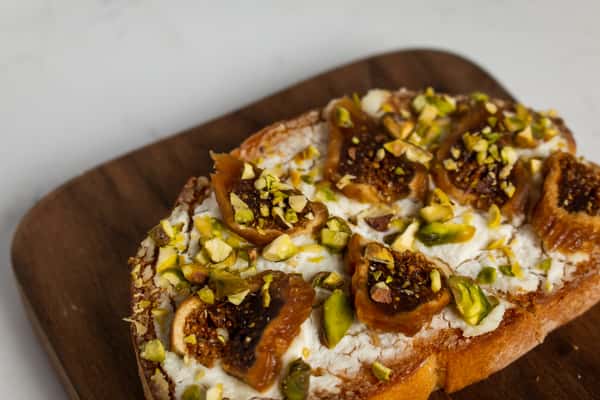 Ricotta, Fig, Crushed Pistachios