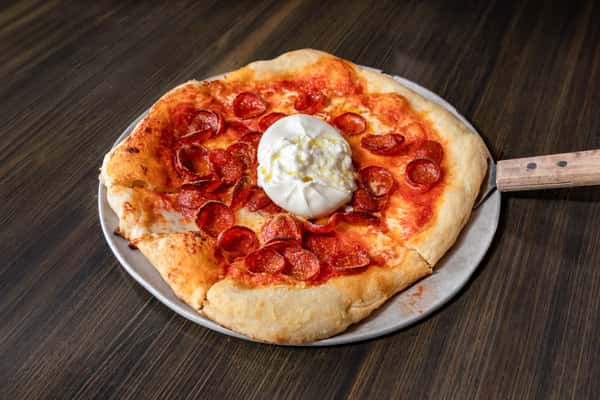 Amazing pepperoni pizza