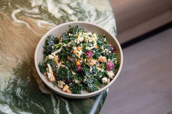 Grilled Chicken & Kale Salad | GF