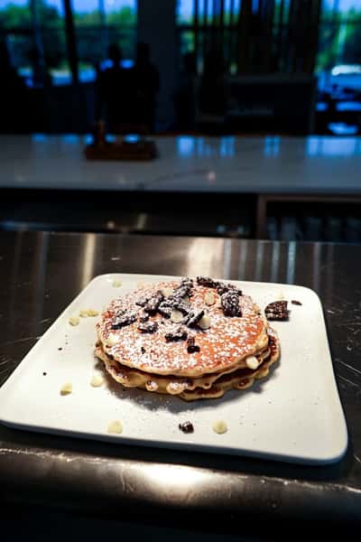 Oreo White Chocolate Chip Pancakes