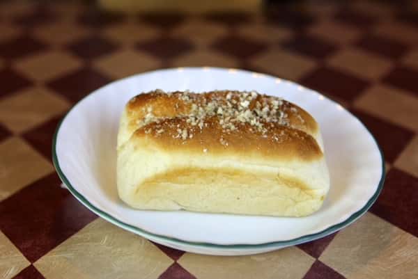 a garlic knot