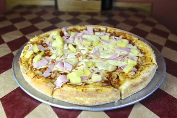 a hawaiian pizza