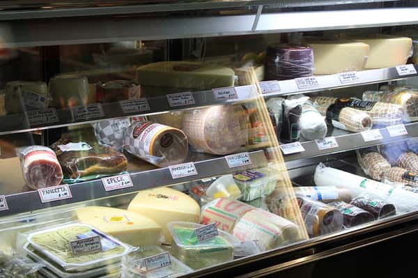 deli