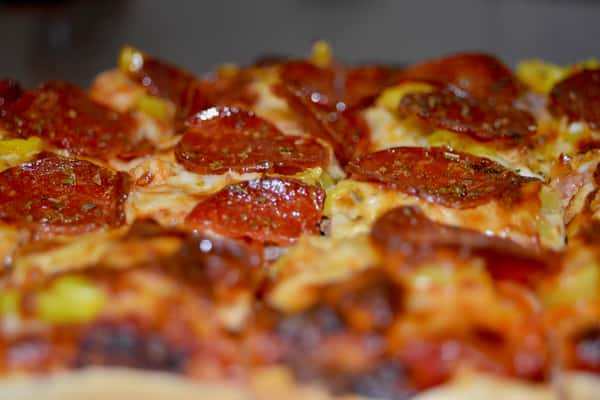 Pepperoni Pizza | Family 16"