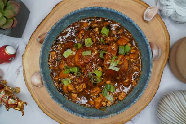 Tiger prawn in lobster sauce
