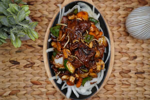 Korean Bulgogi Beef Sizzler