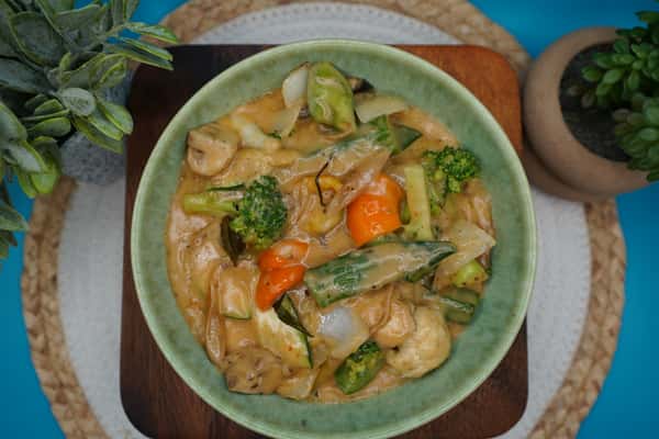 Mix Veg with Mild Thai Curry (Green or Red)