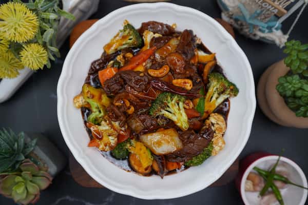 Cashew beef
