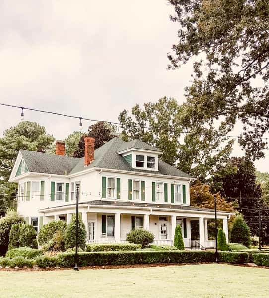 farmhouse