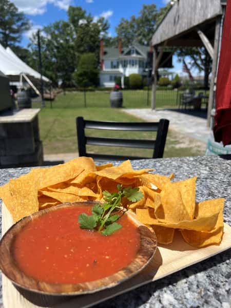Chips & Salsa
