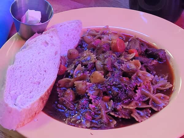 Happy Friday!
Dinner Special from 5 PM to 8 PM
Friday night special Pierce Creeks spin on Julia Childs classic Beef Bourguignon, with Shitake Mushrooms grown locally by Mushrooms Naturally Pierce Creek beef, and freshly baked baguette slices served on a bed of noodles.
28.95.
Supplies are limited
Pierce Creek
10405 Old Olive Street Road
Creve Couer
Dinner from 5 PM to 8 PM