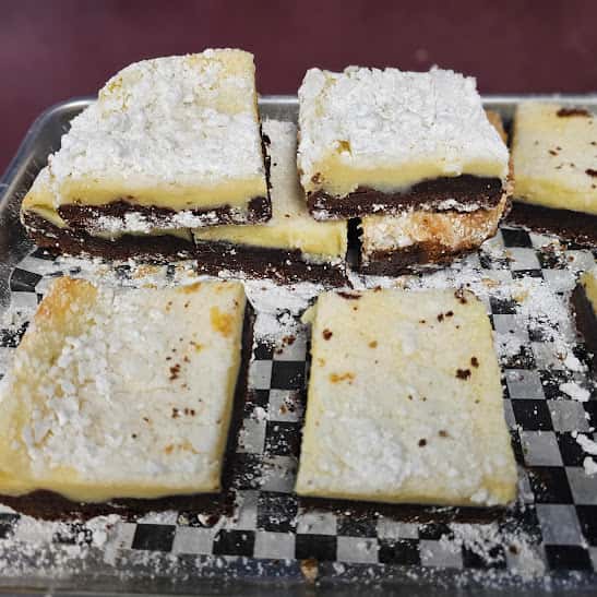 Gooey Butter Cake Chocolate Crust