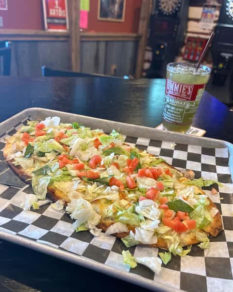 Chicken Schwarma Flatbread Pizza