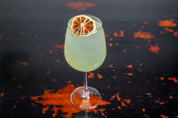 Limoncello Spritz