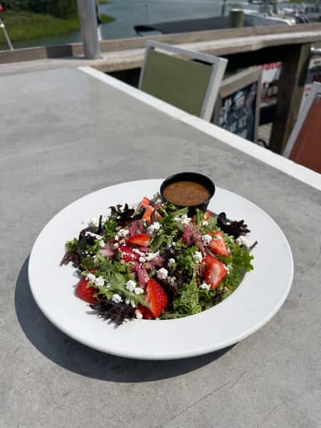 Bovine's Goat Cheese Salad