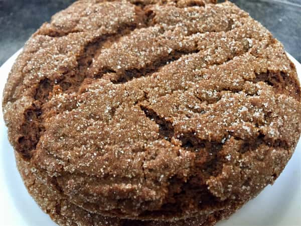 Chewy Ginger Snap Cookie
