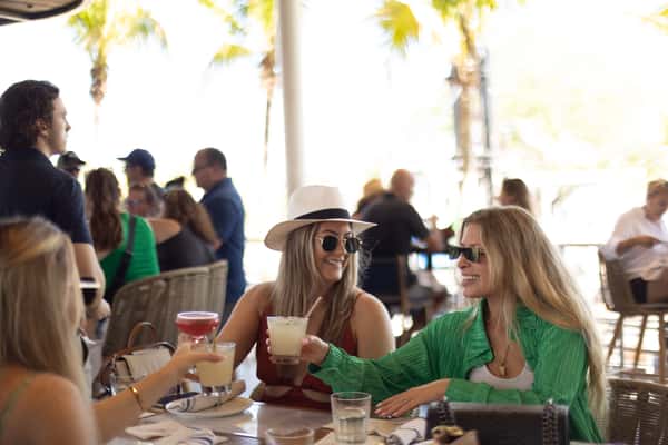 Dining and Atmosphere Experiences Await at Bayshore Club
