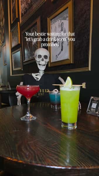 Don’t let your bestie turn into a skeleton waiting for that drink you promised! 💀🍸

Halloween is the perfect excuse to finally make those plans! 👻

Our NEW Halloween cocktails are here! 🎃

Tag the friend who owes you a drink! 👇

#OverUnderPublicHouse #HalloweenCocktails #SpookySeason #BurbankBars #HalloweenDrinks