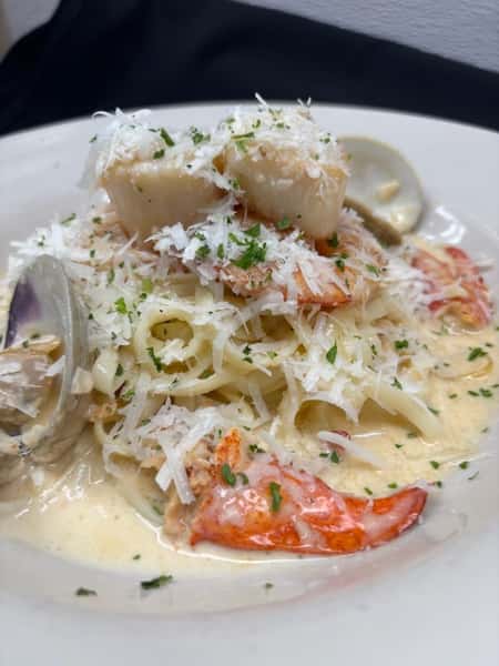 Seafood Linguine