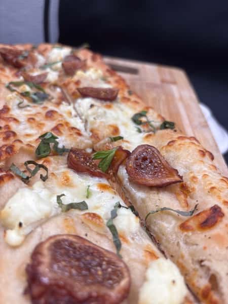 Fig & Ricotta Flatbread