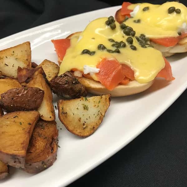 Smoked Salmon Benedict