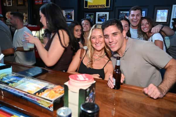 couple at the bar