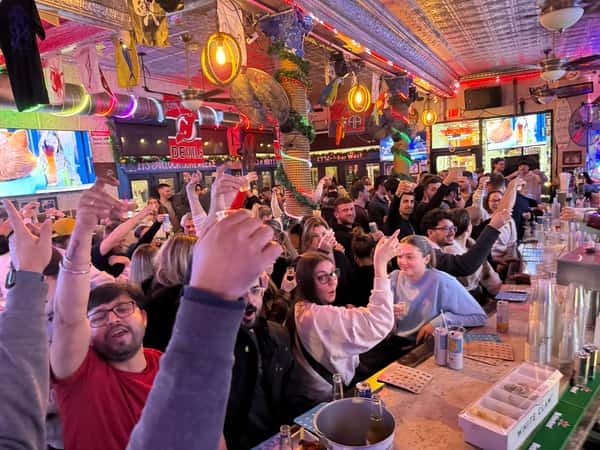 Busy bar christmas