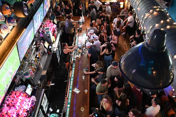 crowd picture of main bar