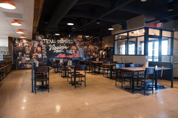 Interior dining room at Redwood Smoke Shack Suffolk location