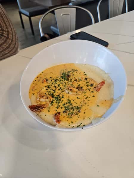 Shrimp & Grits – Breakfast Size