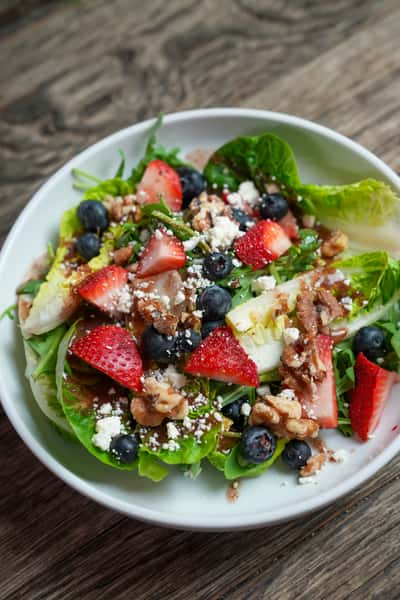 BERRIES & GREENS
