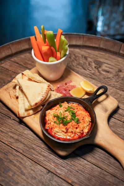 MEDITERRANEAN HUMMUS