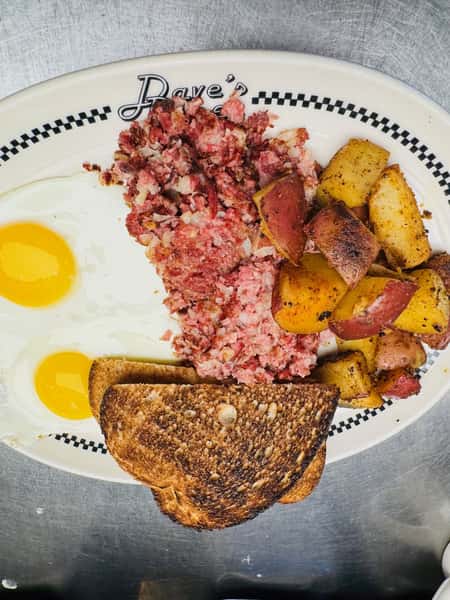 Homemade Hash & Eggs