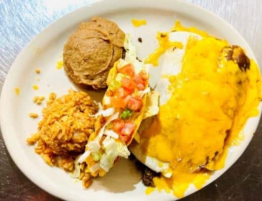 La Hacienda Plate